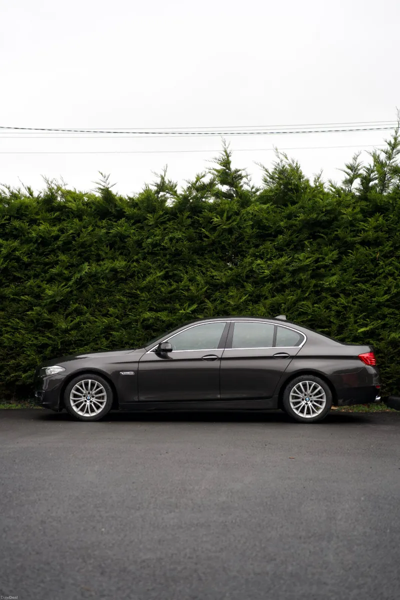 🌟 BMW 523D Luxury 2015 With Low Mileage 🌟 - Image 2