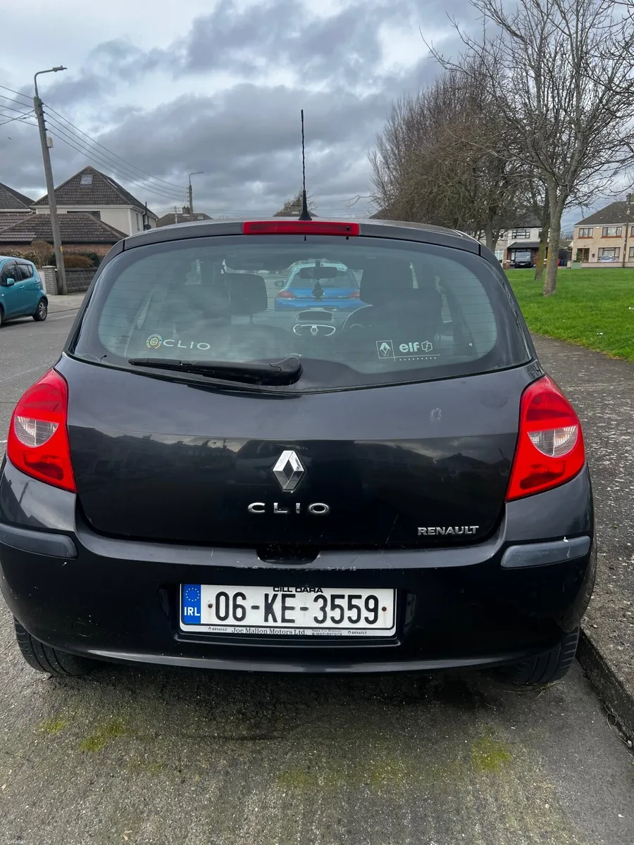 Renault Clio 2006 - Image 2