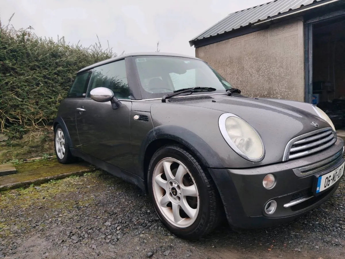 MINI COOPER Park lane LOW MILEAGE - Image 4