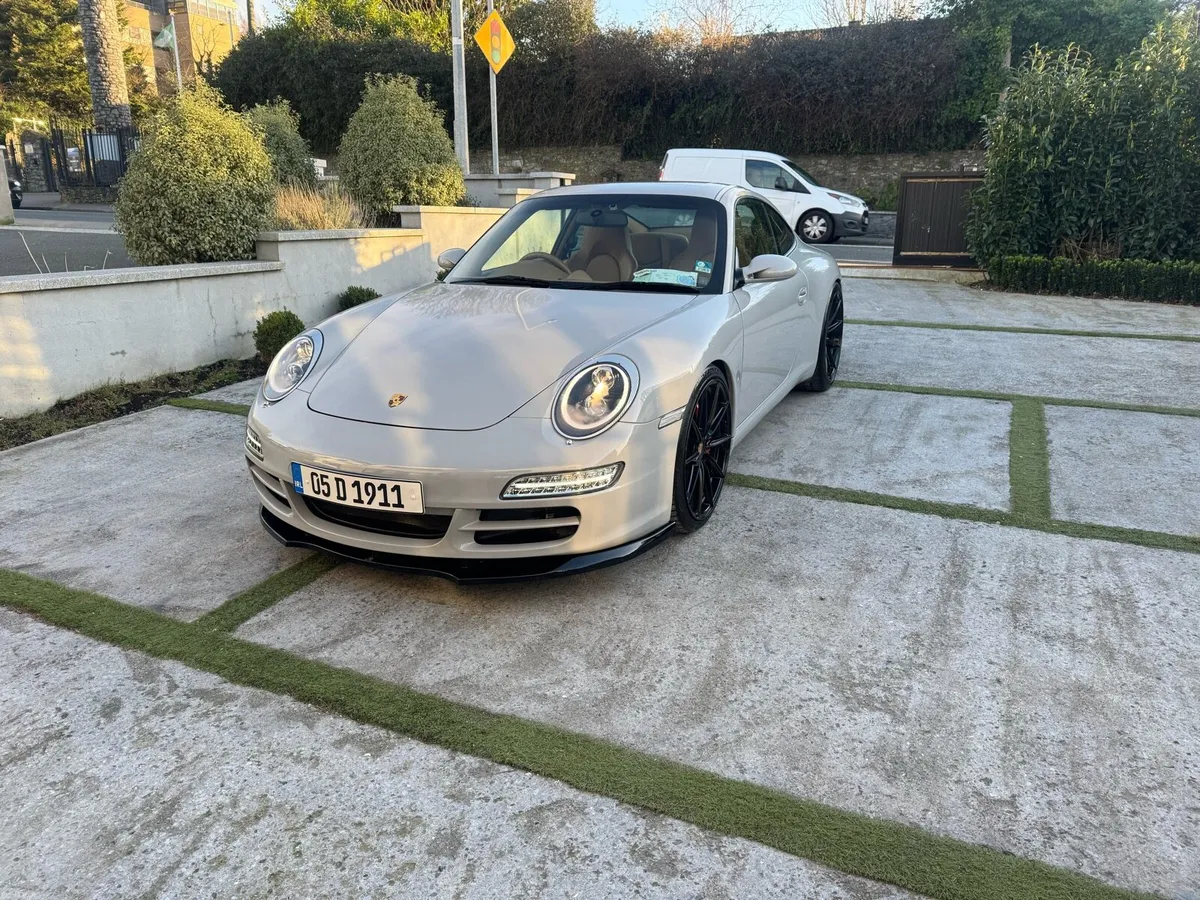 Porsche911  997 carrera 2 - Image 3