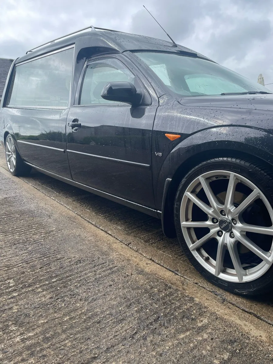 Ford mondeo hearse - Image 3