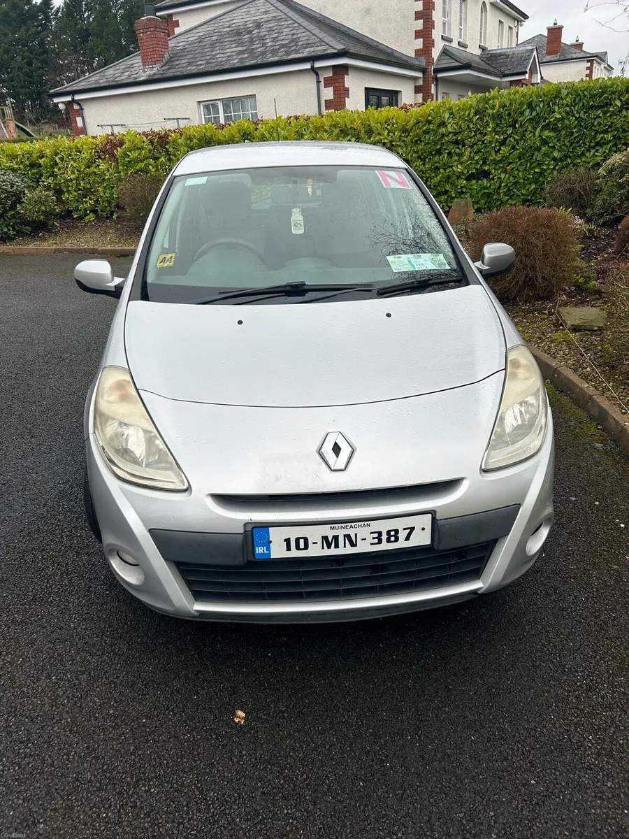Renault Clio - Image 2