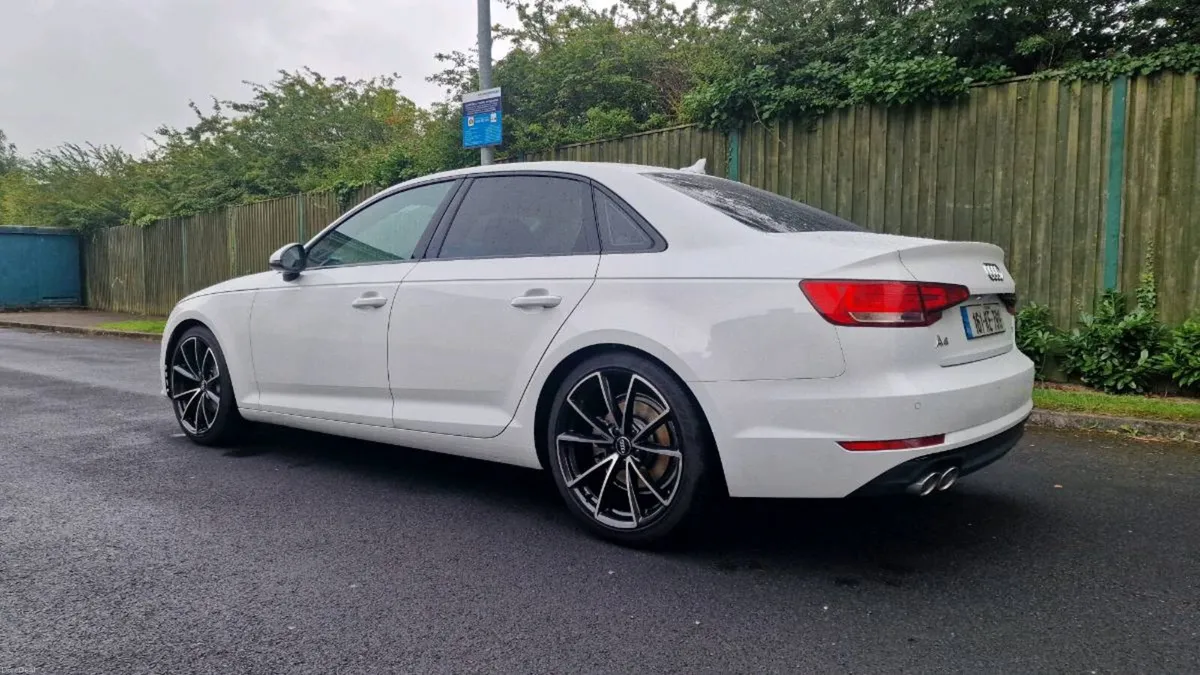 Audi A4 2016 - Image 6