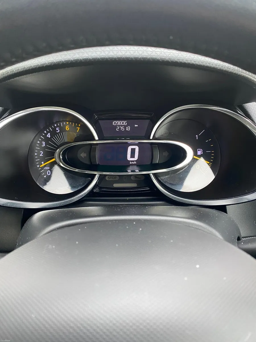 Renault Clio, 1.2 Petrol, NctD 05/27, 67K, 2014 - Image 2