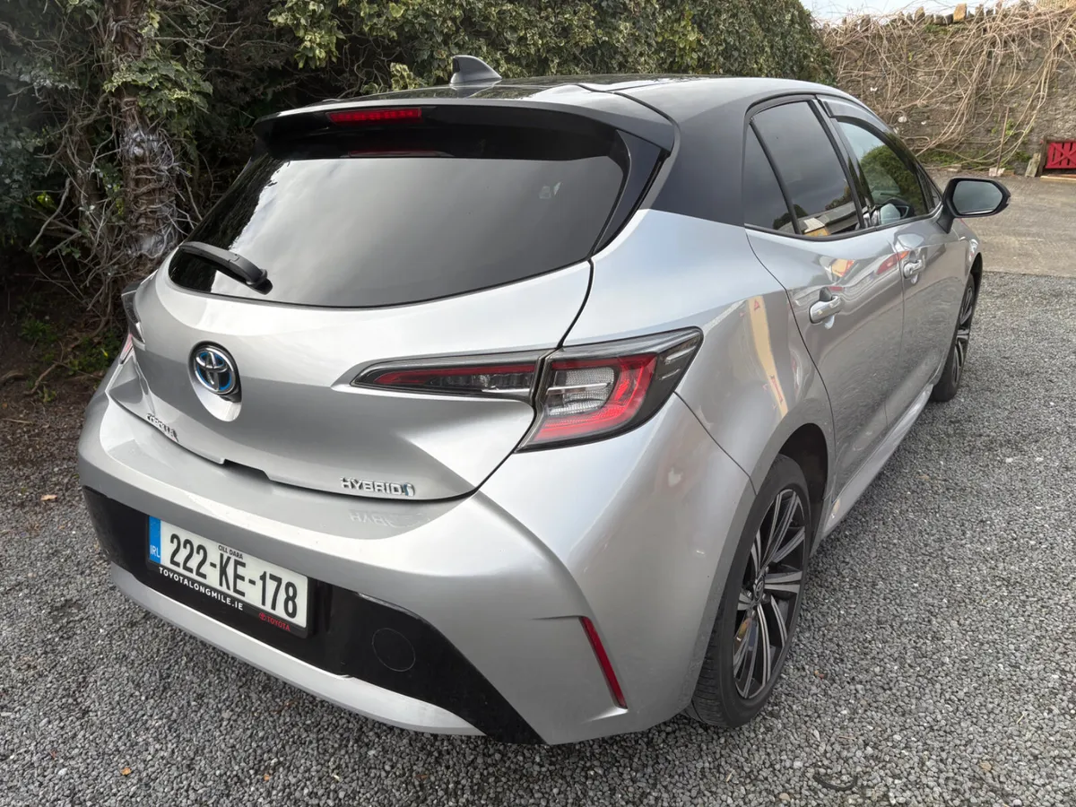 Toyota Corolla 2022 - Image 2