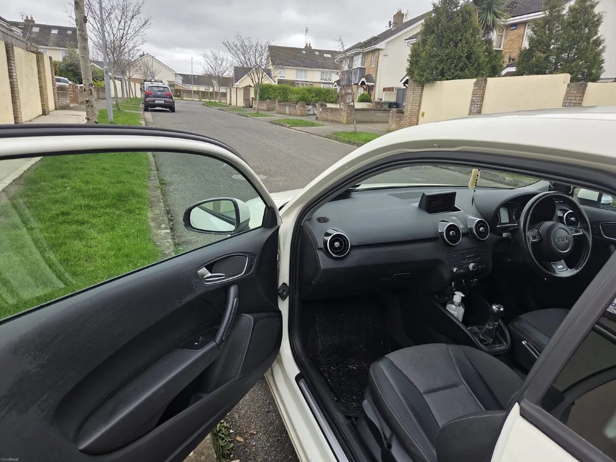 Audi A1 2011 - Image 3
