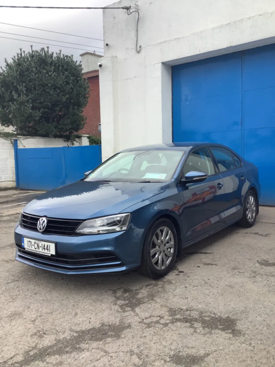 Volkswagen Jetta 2017 - Image 1