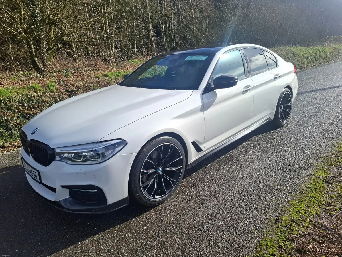 BMW 5-Series 2017 - Image 2