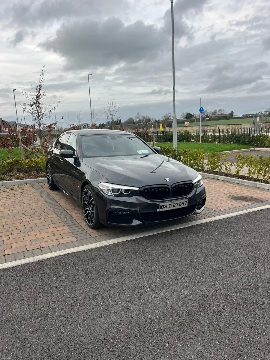 BMW 5-Series 2018 - Image 4
