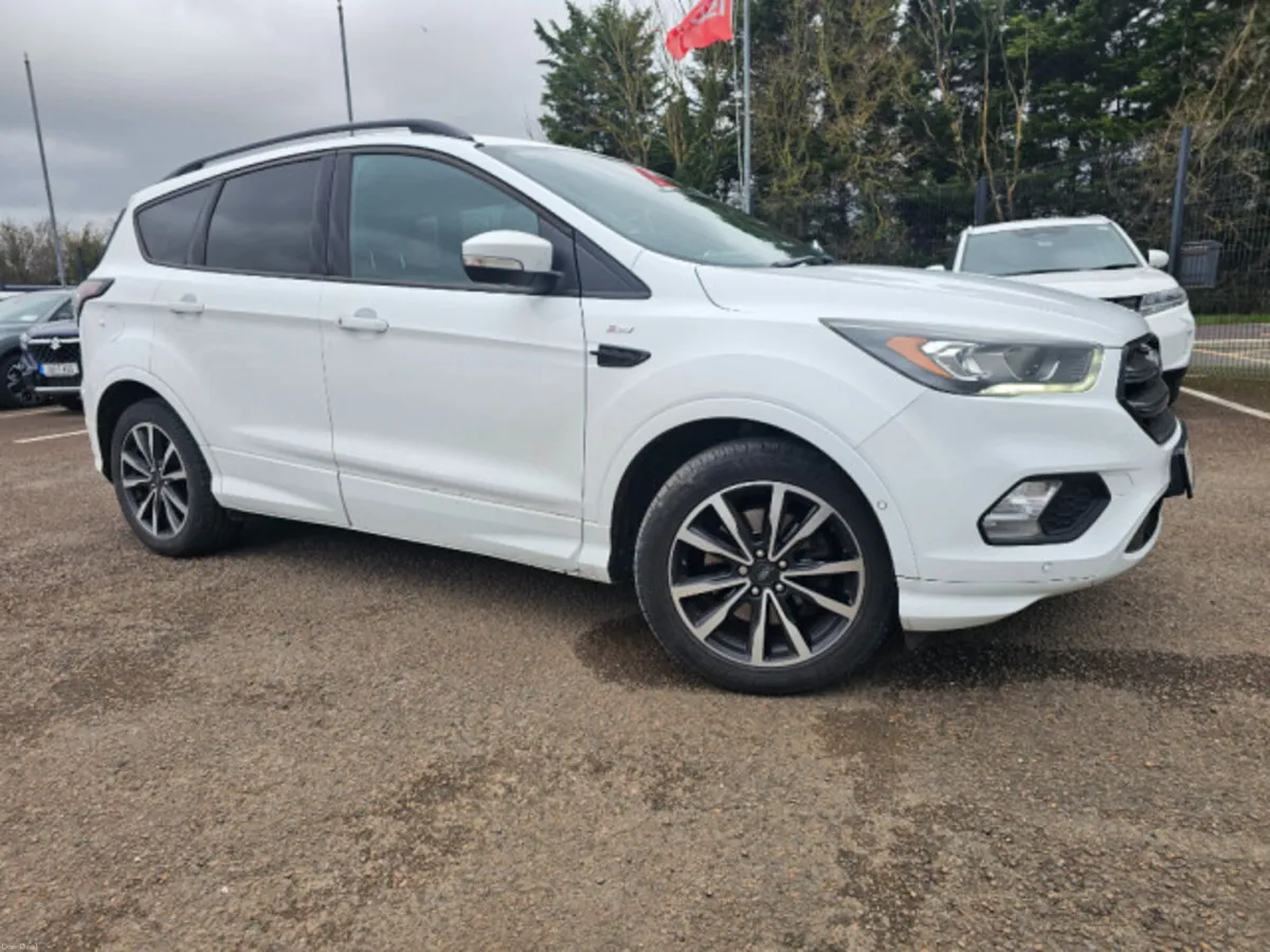 Ford Kuga ST Line 1.5 TDCI 120PS FWD 4DR - Image 3
