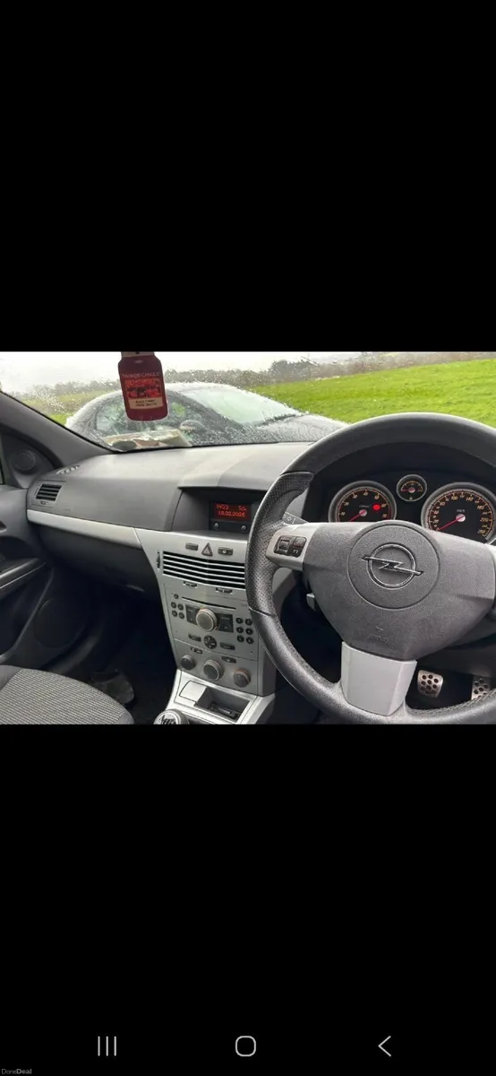 Opel Astra 2006 - Image 2