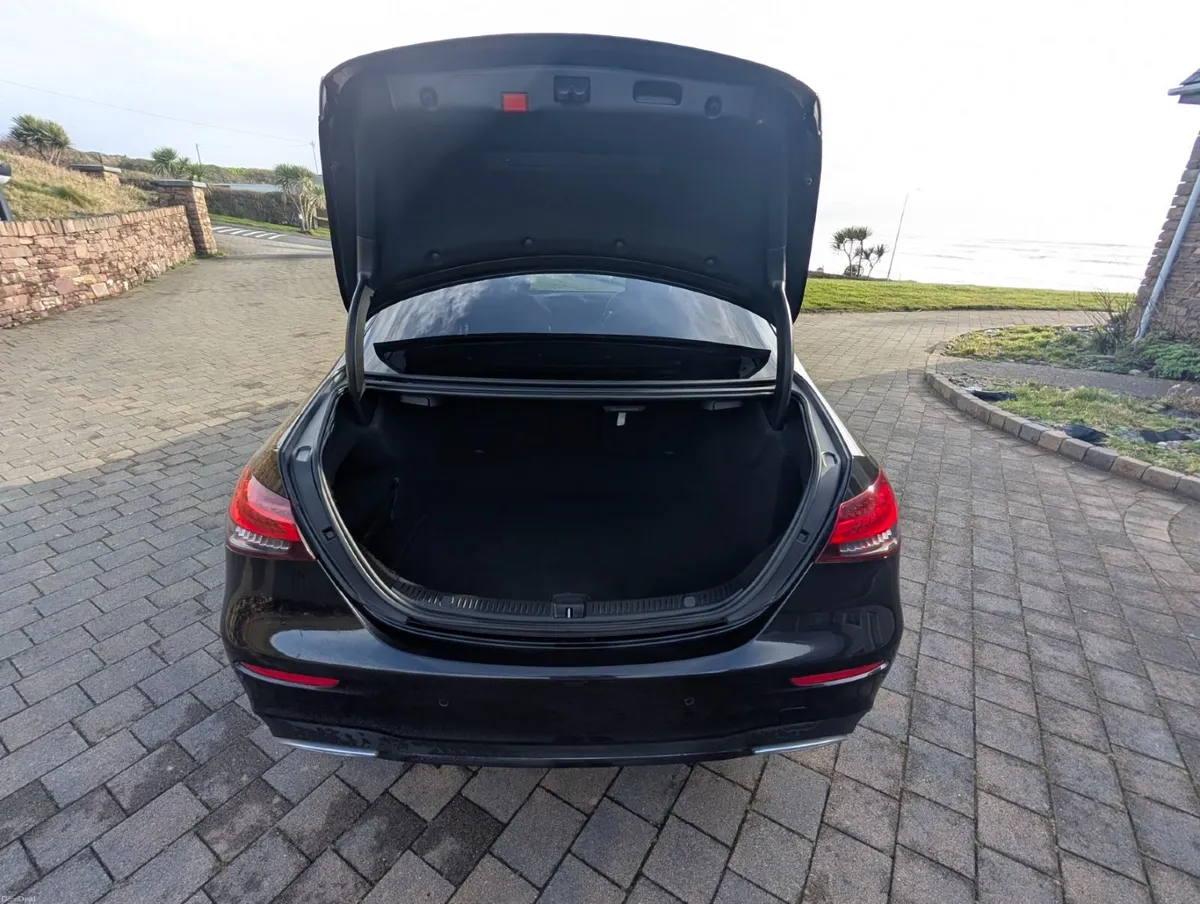 Mercedes-Benz E-Class 2020 - Image 4