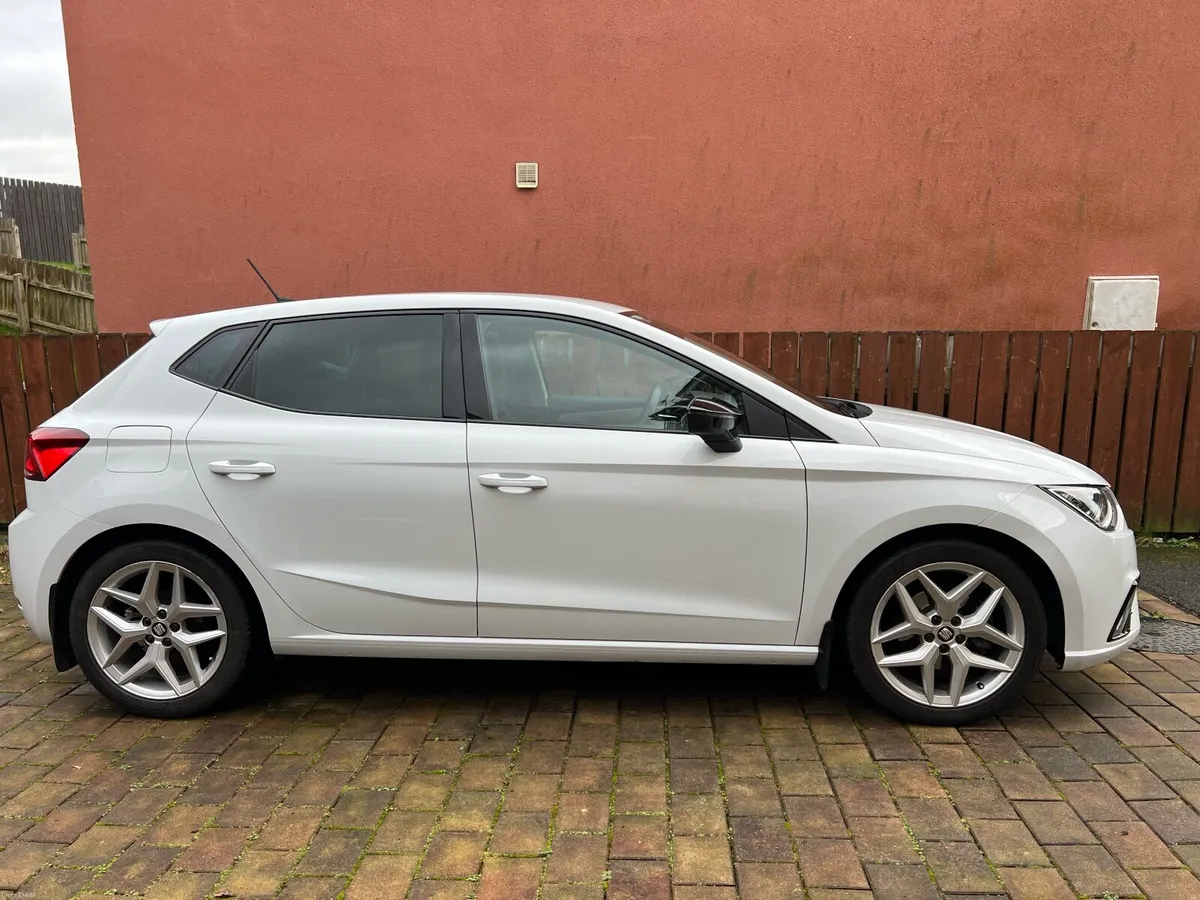 SEAT Ibiza 2018 FR 115bhp DSG - Top Spec - Image 2