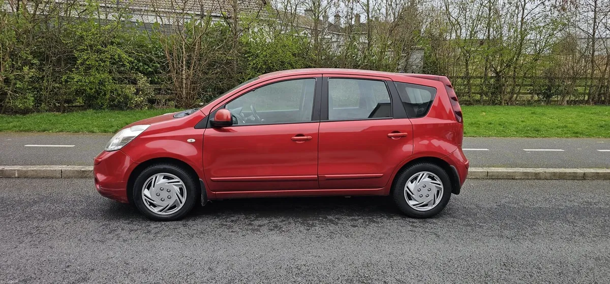 Nissan note AUTOMATIC NCT 04/27 - Image 2