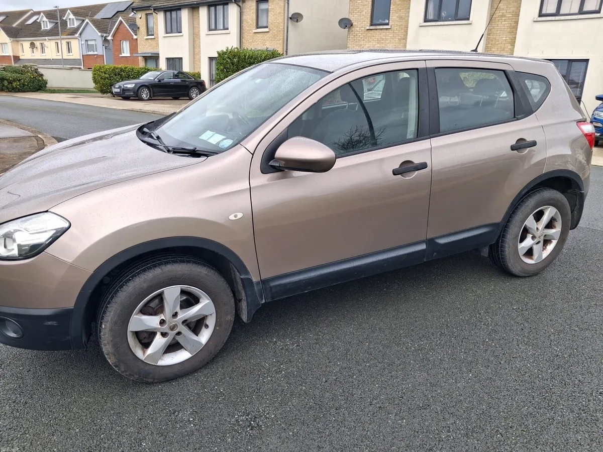 2013 Nissan Qashqai 1.6 Automatic LOW KM - Image 4