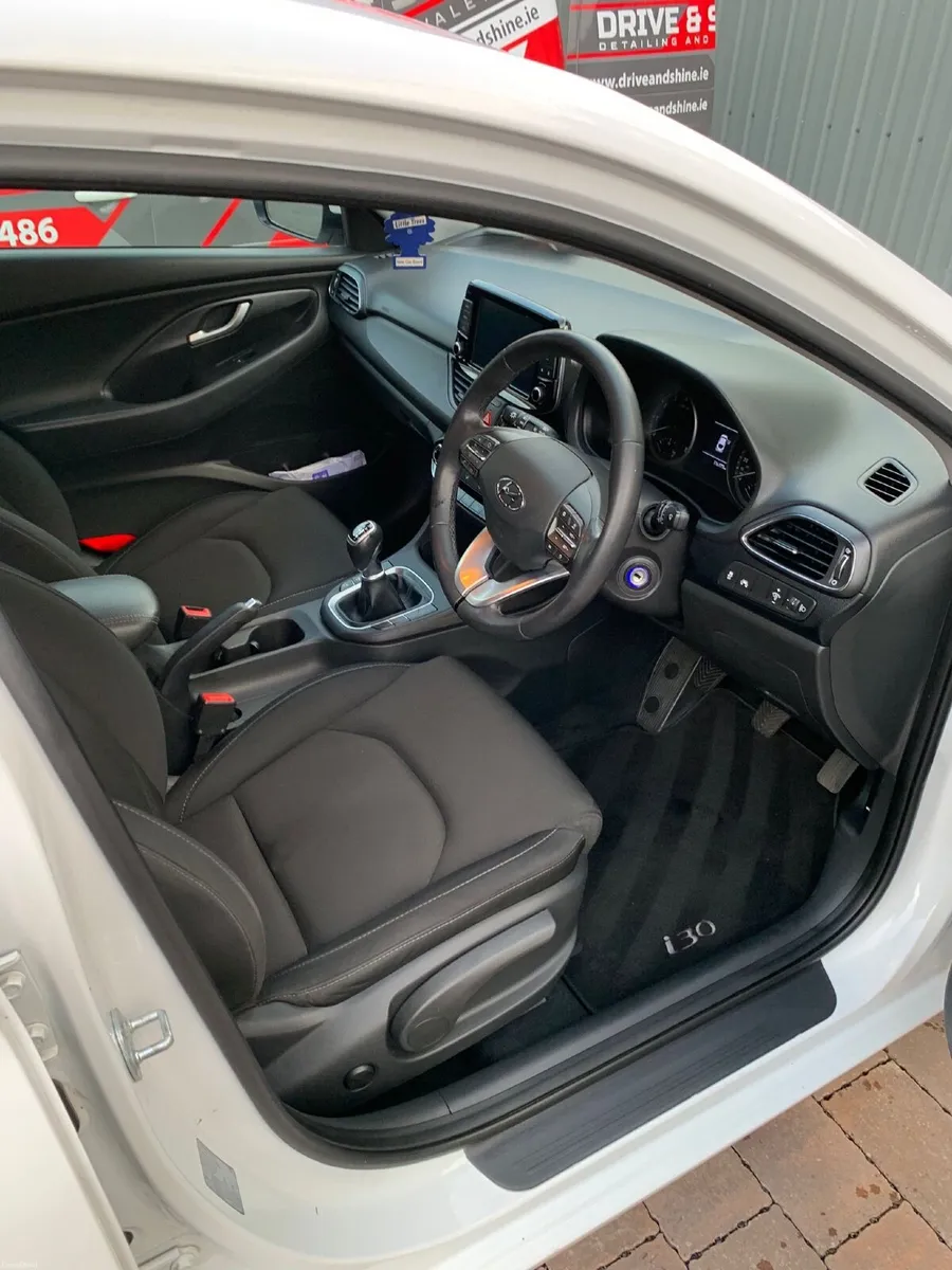 Hyundai i30 2018 - Image 3