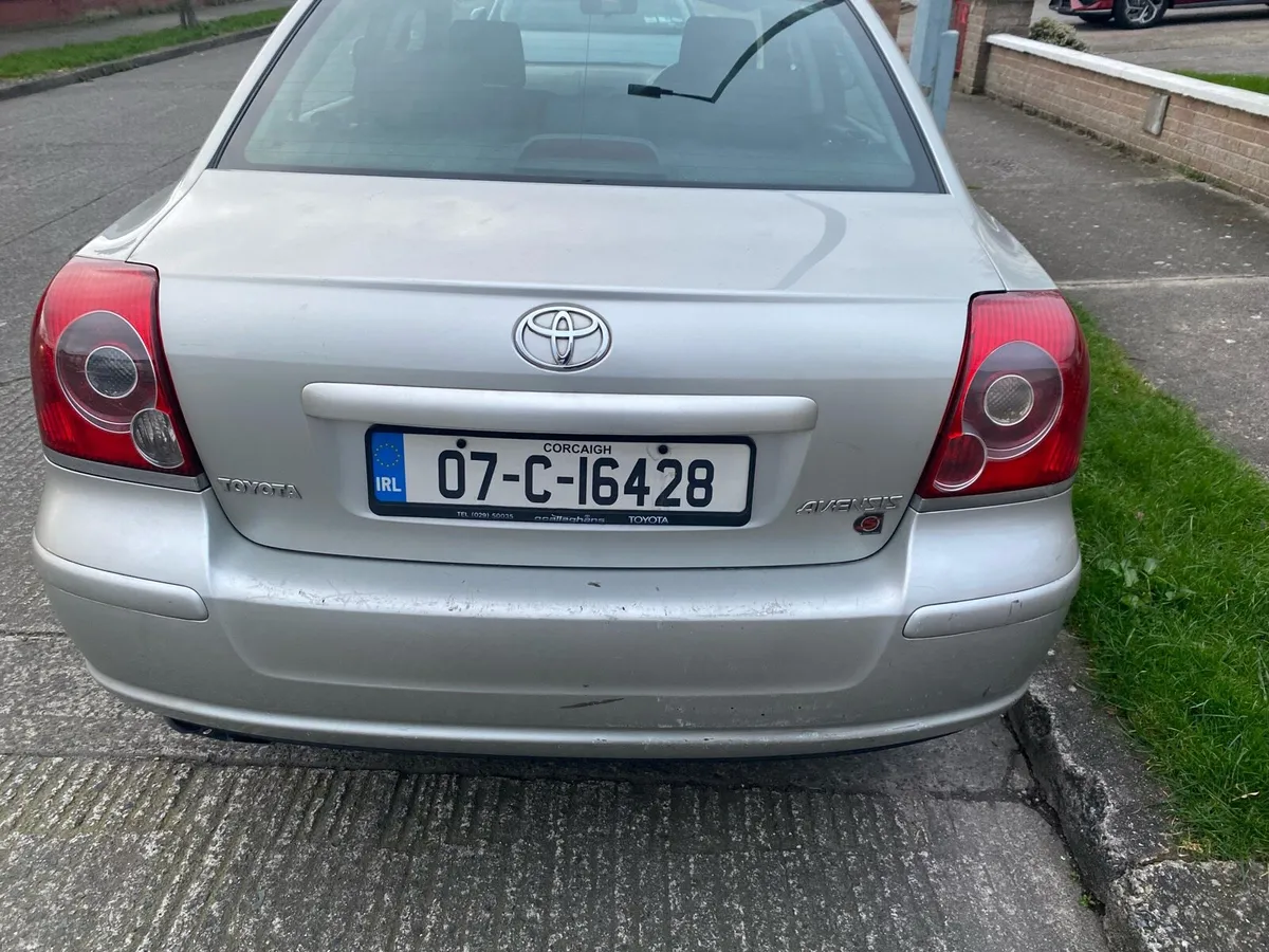 Toyota Avensis 2007 - Image 2