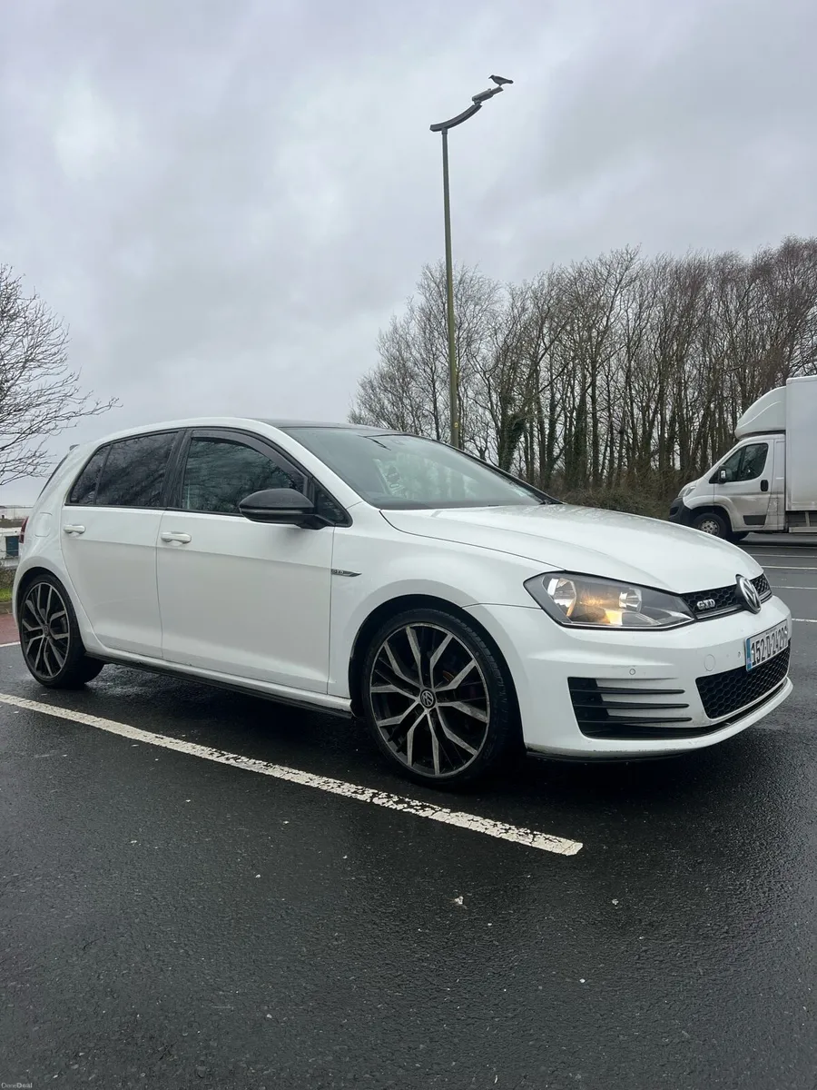 Vw Golf GTD - Image 2