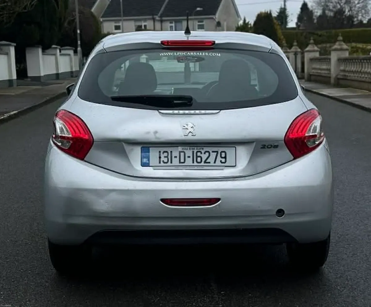 Peugeot 208 2013 - Image 4