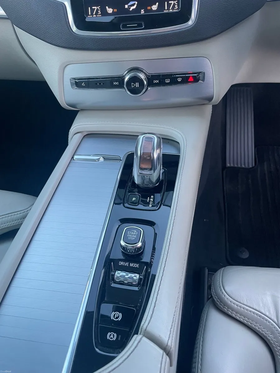 Volvo XC90 2019 - Image 4