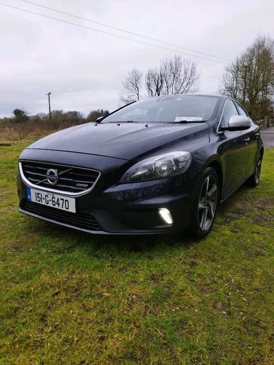 2015 Volvo V40 D2 R Design 1.6 Diesel 115bhp - Image 4