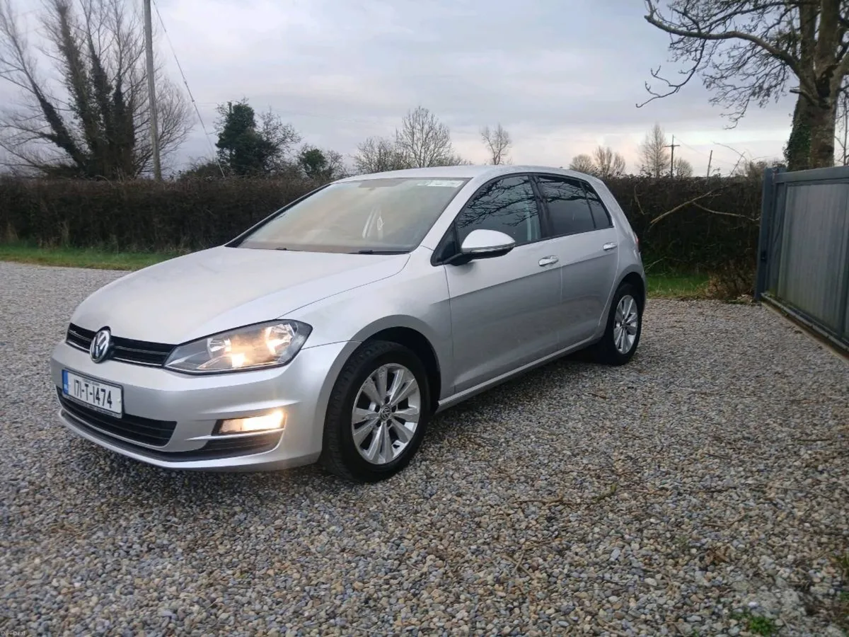 VOLKSWAGEN GOLF 1.6TDI LOW MILEAGE LIKE NEW - Image 2