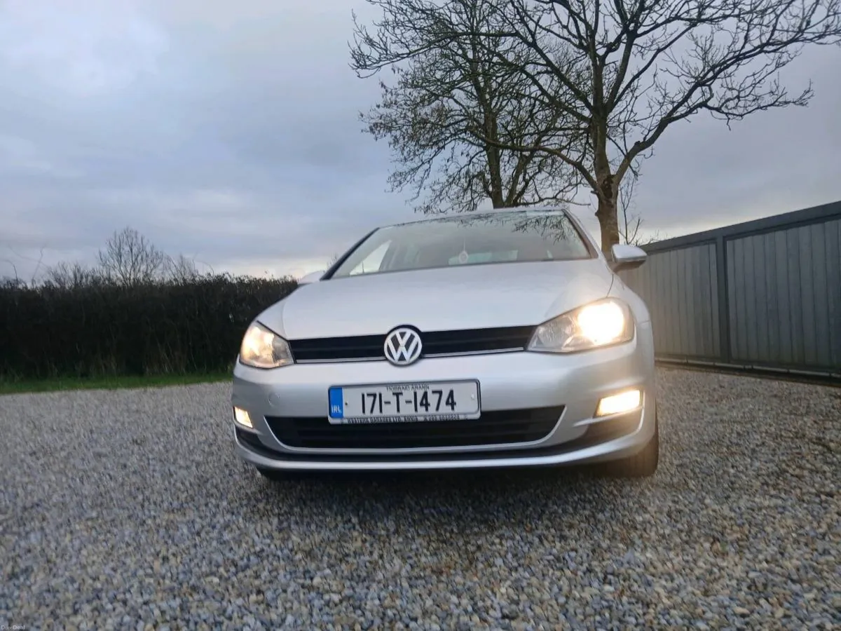 VOLKSWAGEN GOLF 1.6TDI LOW MILEAGE LIKE NEW - Image 3