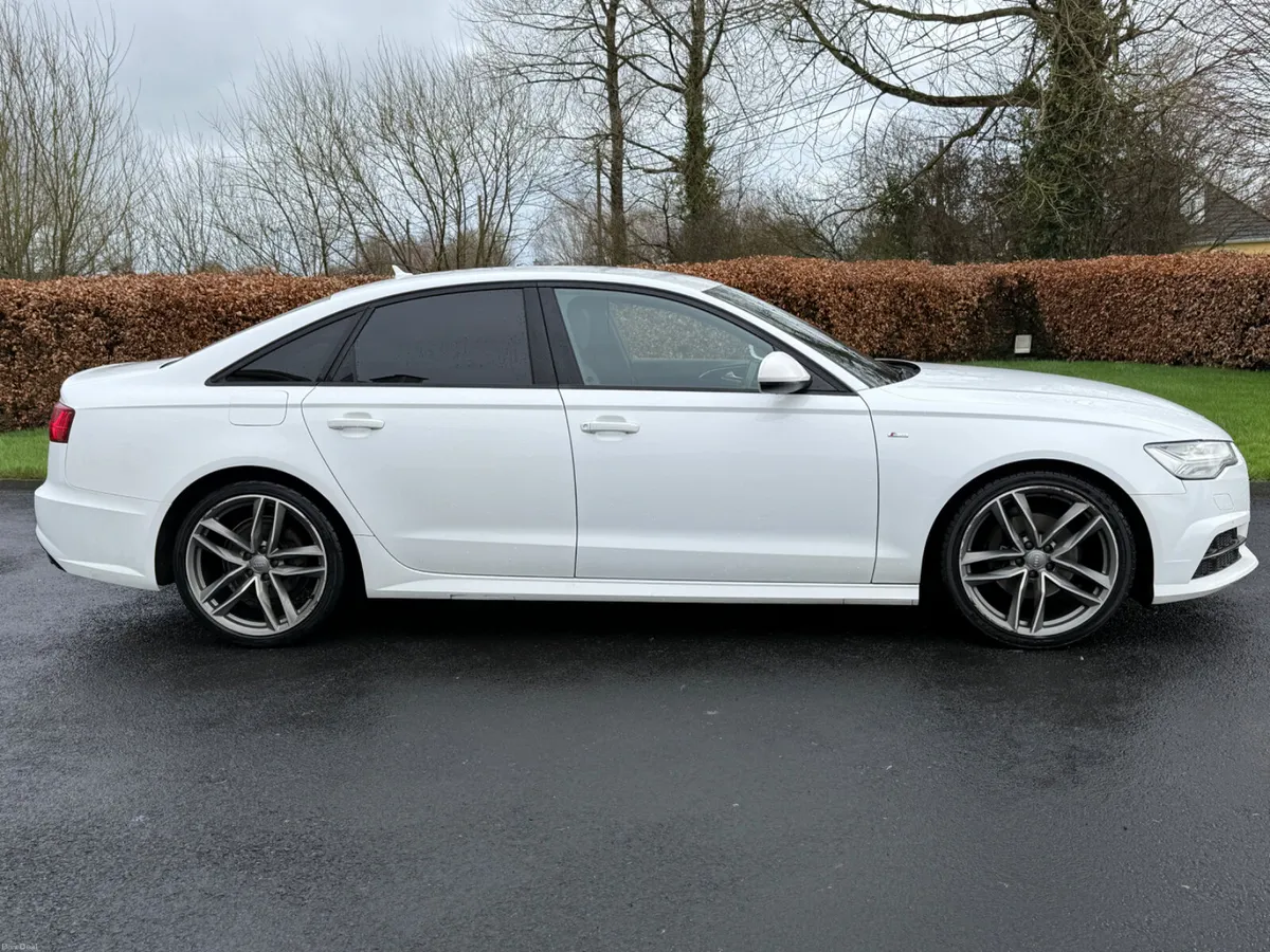 2017 Audi A6 S-Line Black Edition Manual - Image 4