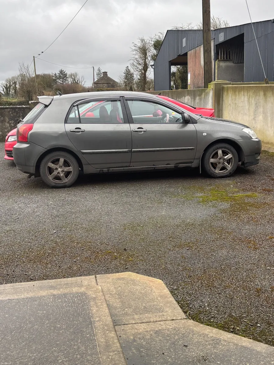 Toyota Corolla 2003 - Image 4