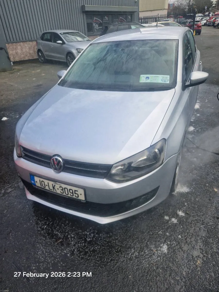 2010 vw polo €2450 - Image 1