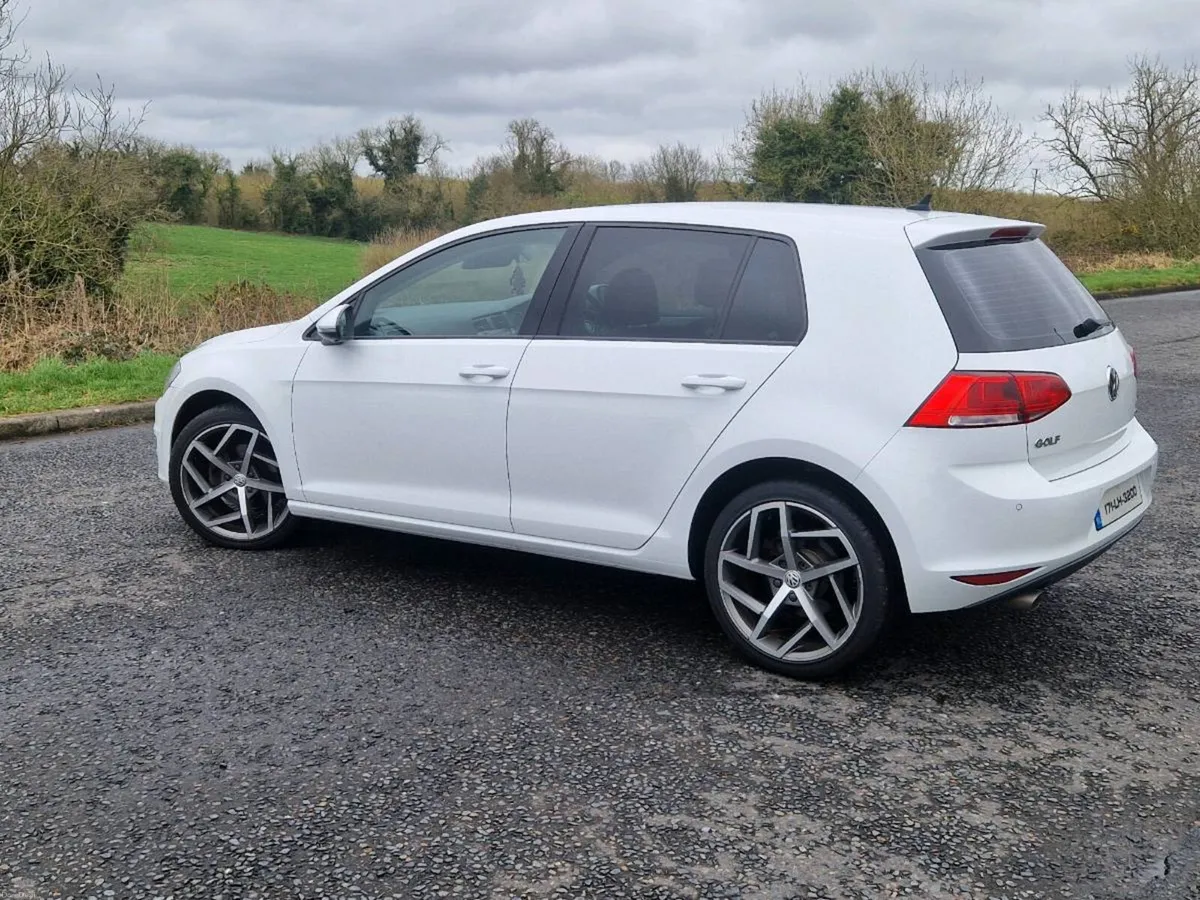 Volkswagen Golf 2027 - Image 4