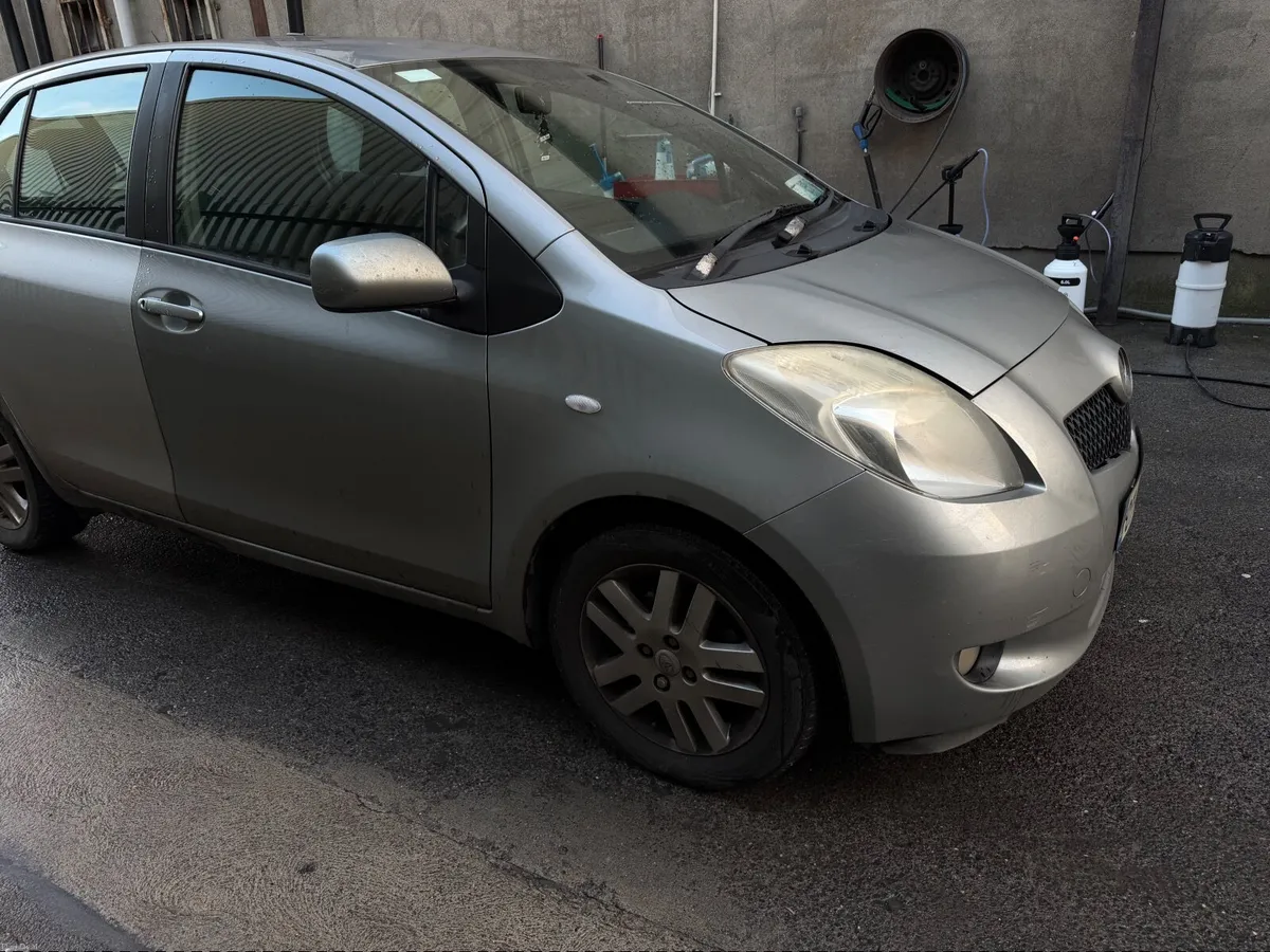 Toyota Yaris 2007 - Image 1