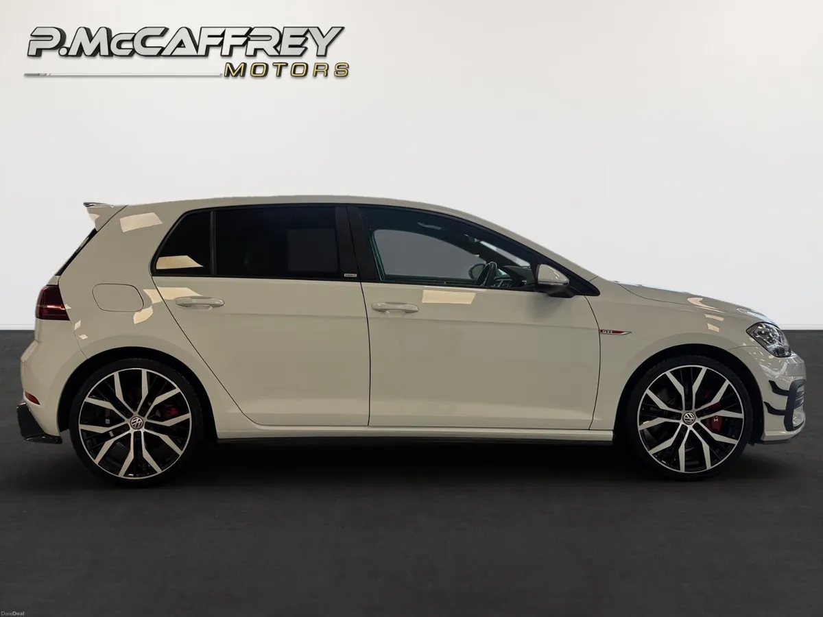 2019 Volkswagen Golf GTI PERFORMANCE 2.0 TSI AUTO - Image 4