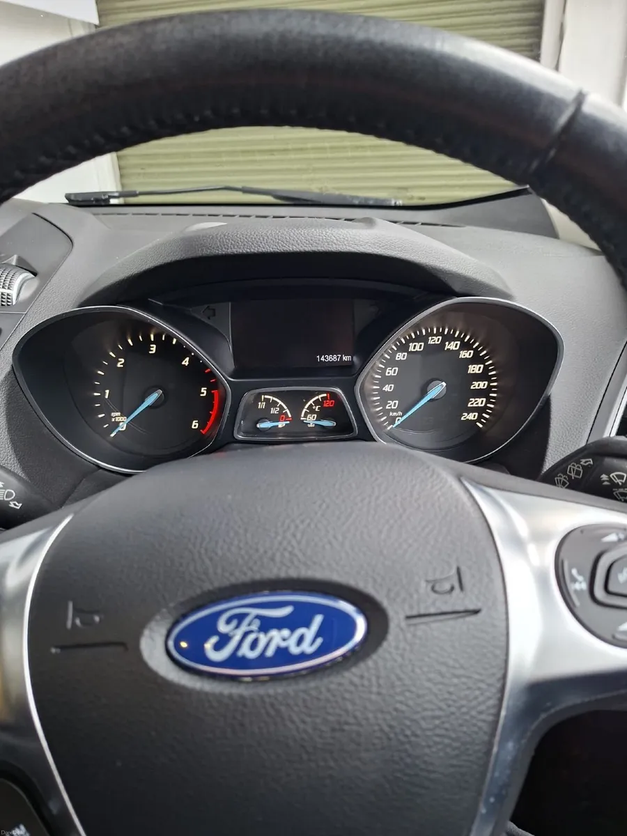 Ford Kuga 2016 - Image 4