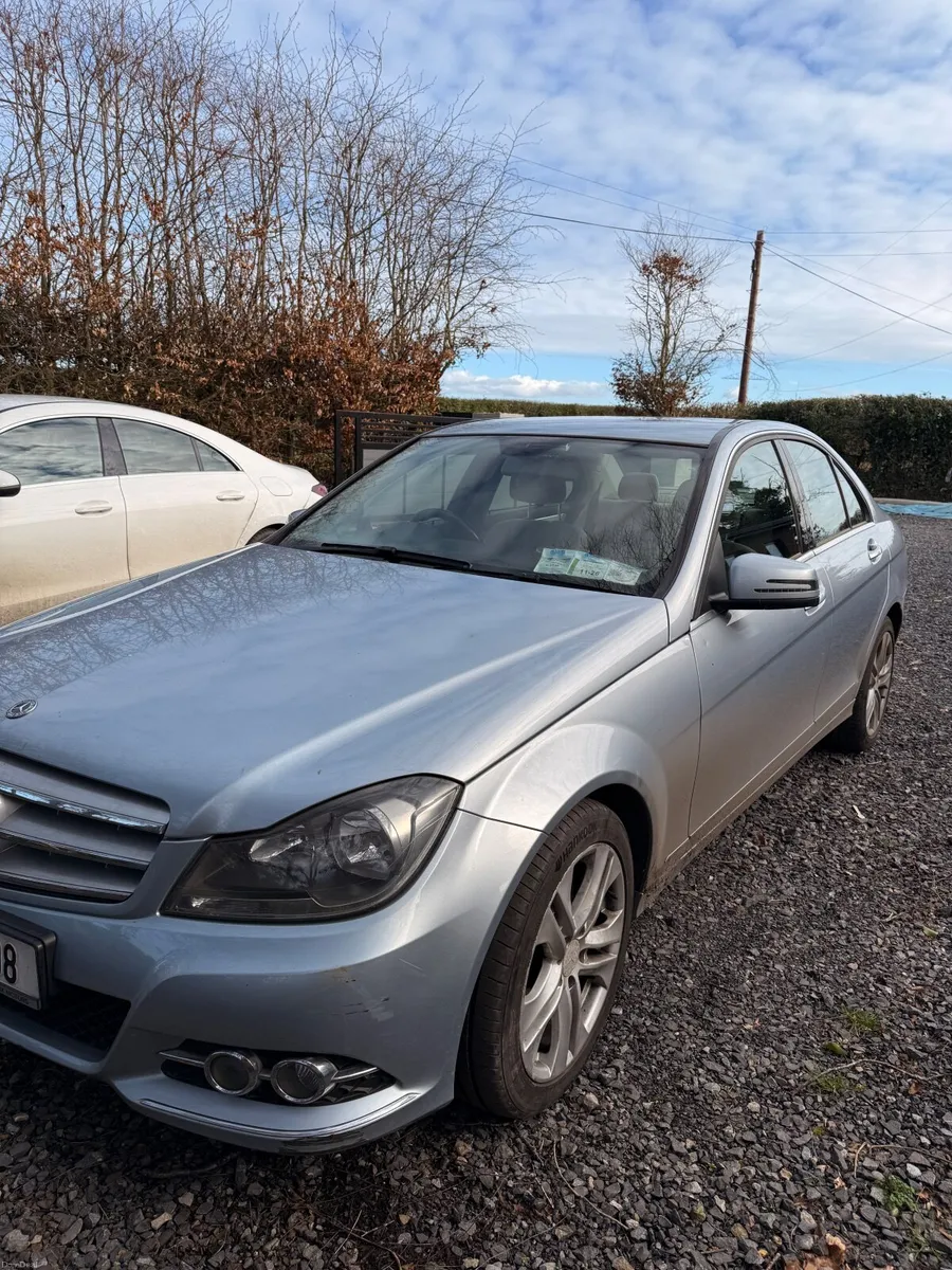 Mercedes-Benz C-Class 2014 - Image 2