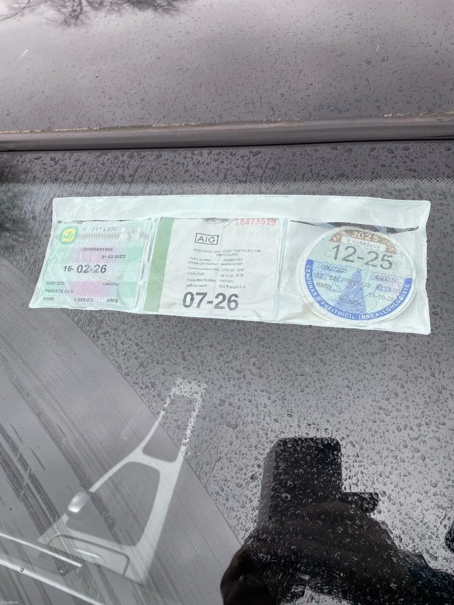 BMW 3-Series 2009 - Image 4