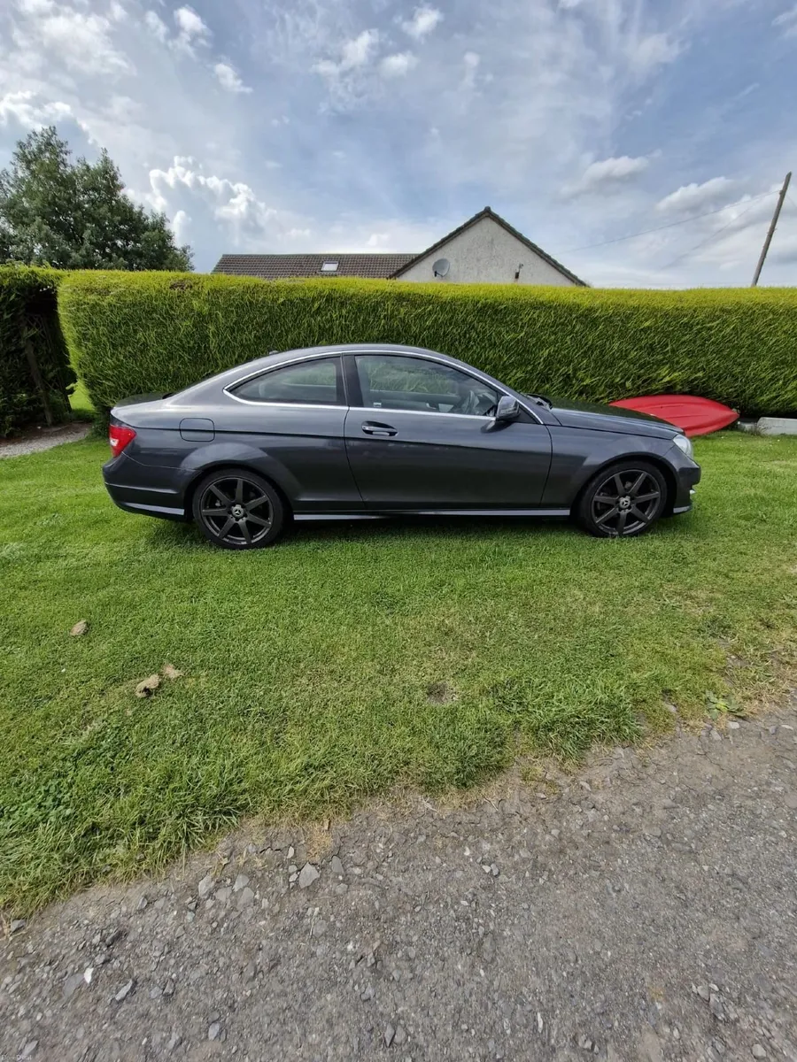 Mercedes-Benz C-Class 2012 - Image 4
