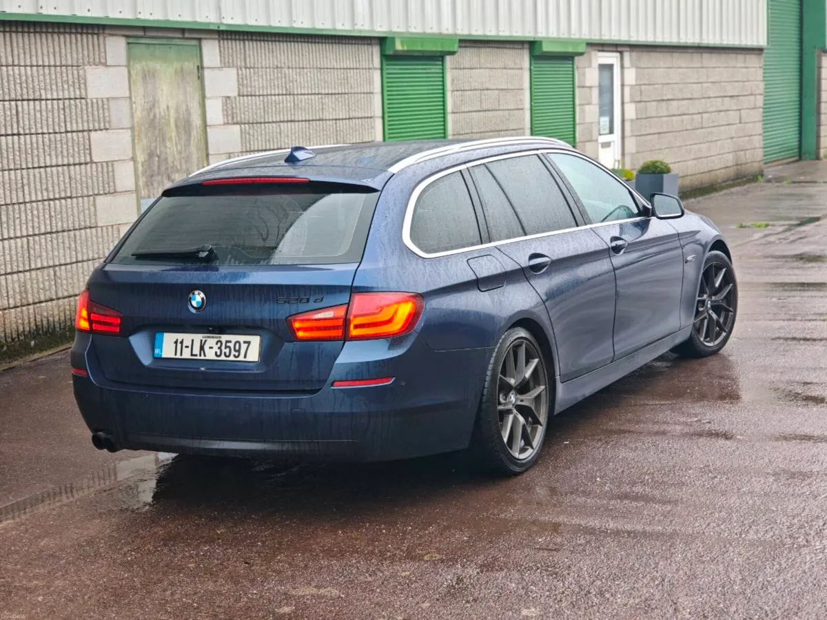 2011 BMW 520d Touring F11 Auto - Image 3