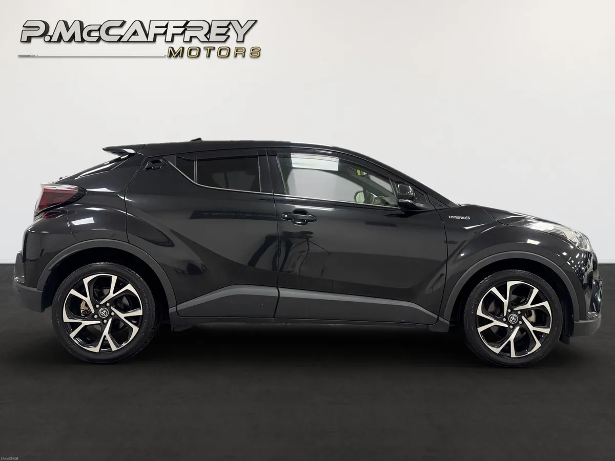 2017 Toyota C-HR Luna Sport Leather Reversing Came - Image 4