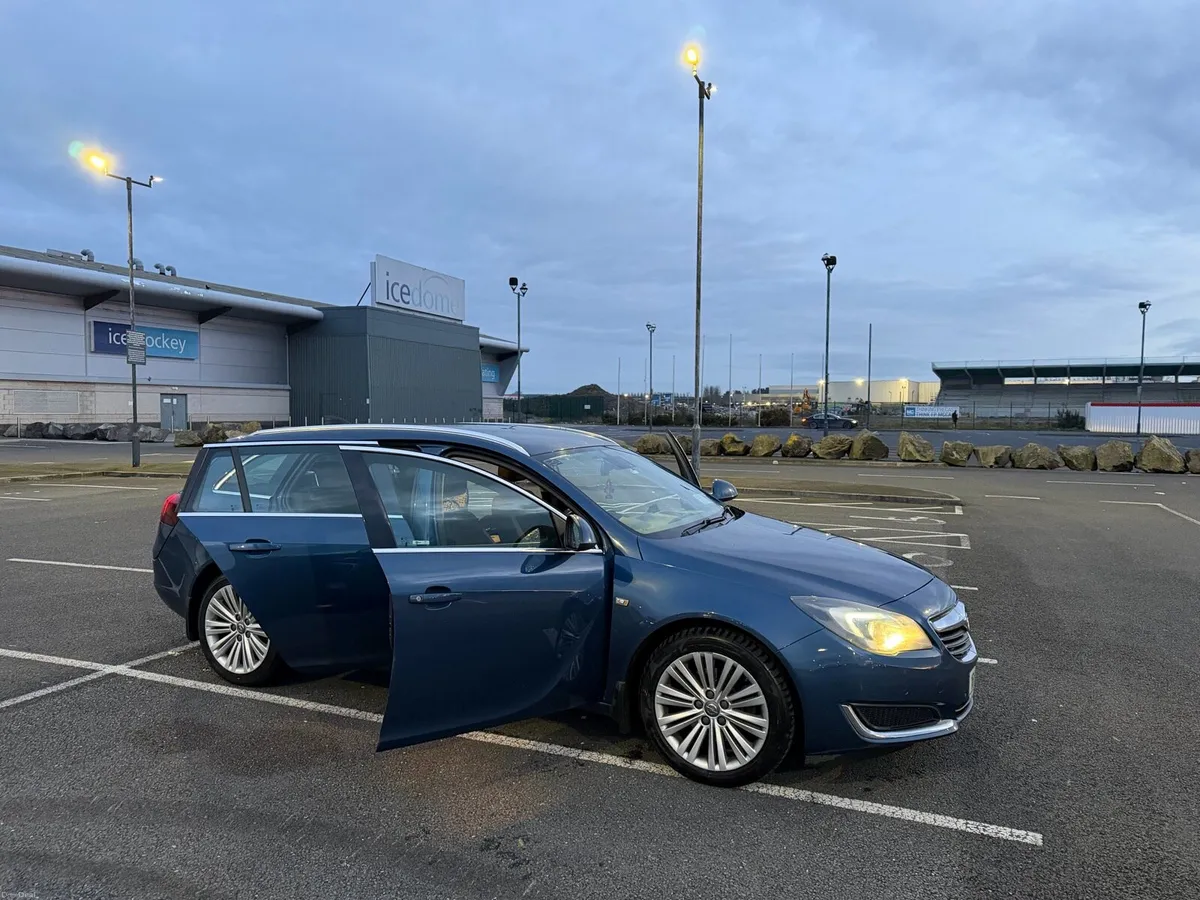 Car - Image 5