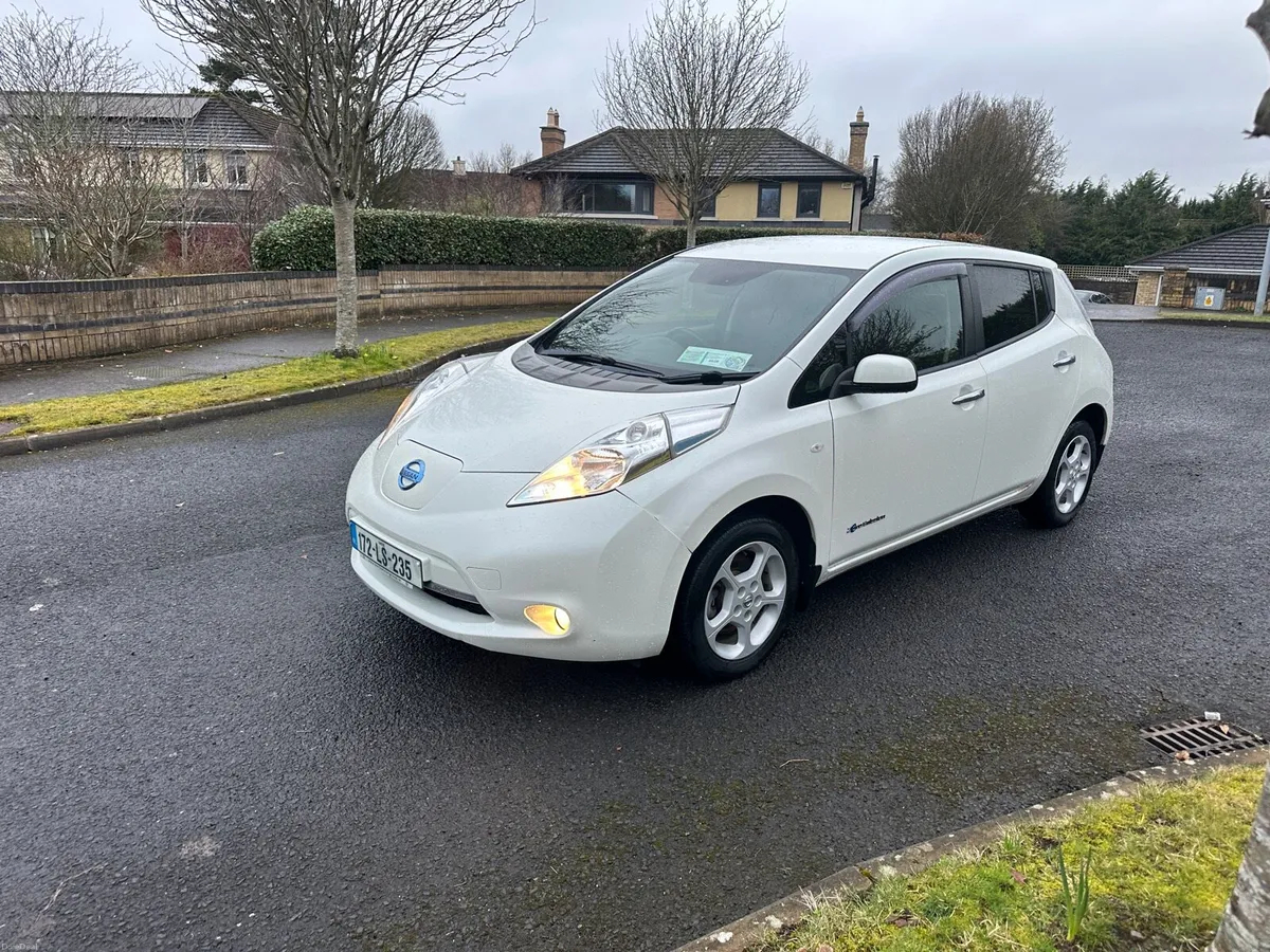 172  Nissan Leaf EV SV 30 KWh Auto✅ - Image 2