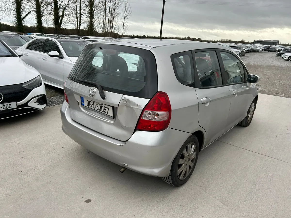 €999 uto Honda Jazz 2006 automatic nct&taxed  €990 - Image 4