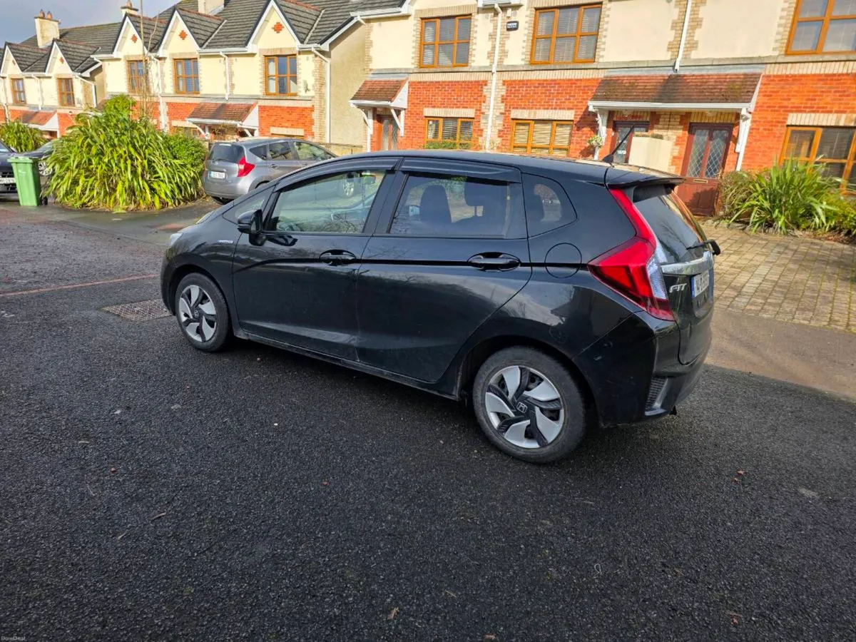 Honda fit 2014 - Image 2