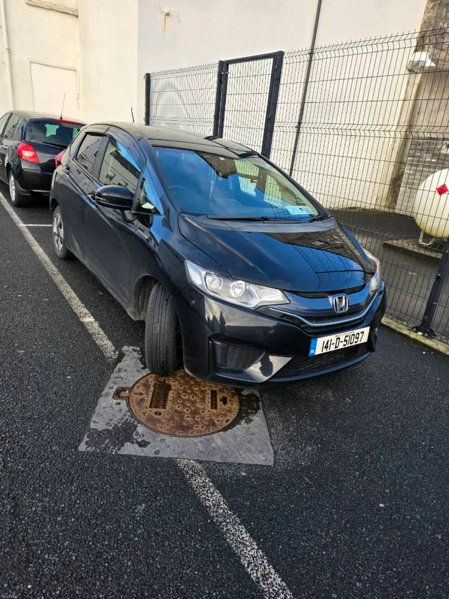 Honda fit 2014 - Image 4