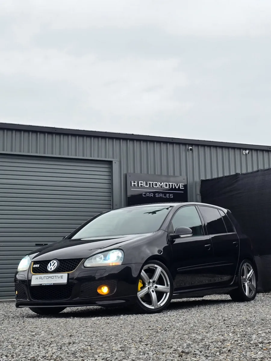 2008 VOLKSWAGEN GOLF GTI PIRELLI EDITION - Image 2