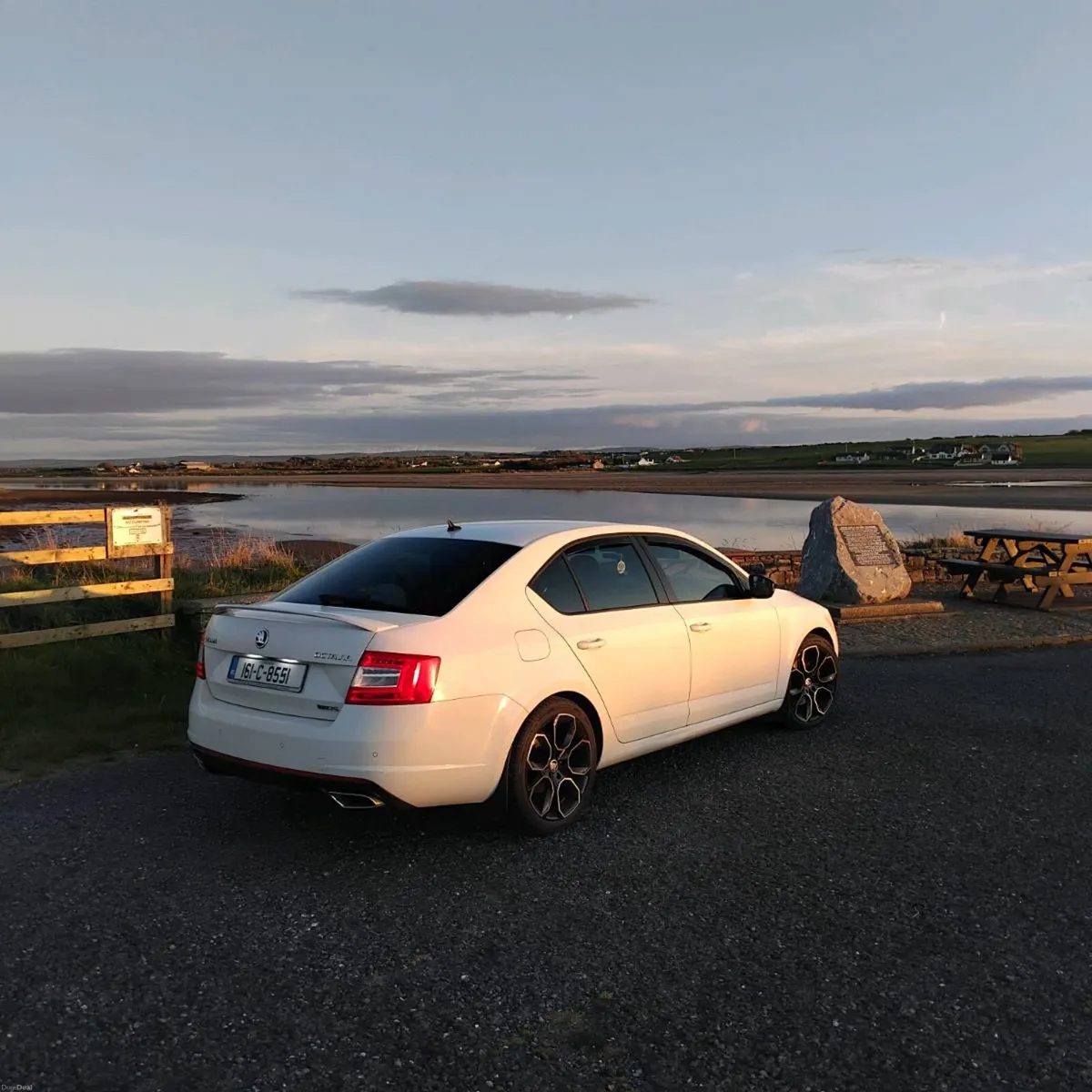 Skoda Octavia VRS CHALLENGE PACK 2.0TDI - Image 2
