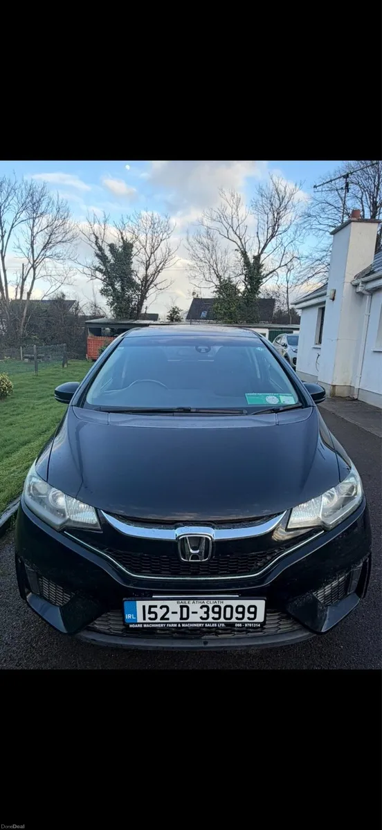 2015 Honda Fit: Tax and NCT - Excellent Condition - Image 1