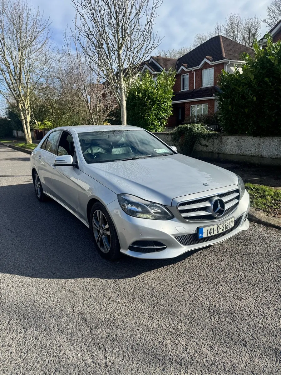 2014 AUTOMATIC MERCEDES E CLASS - PERFECT CONDITIO - Image 1