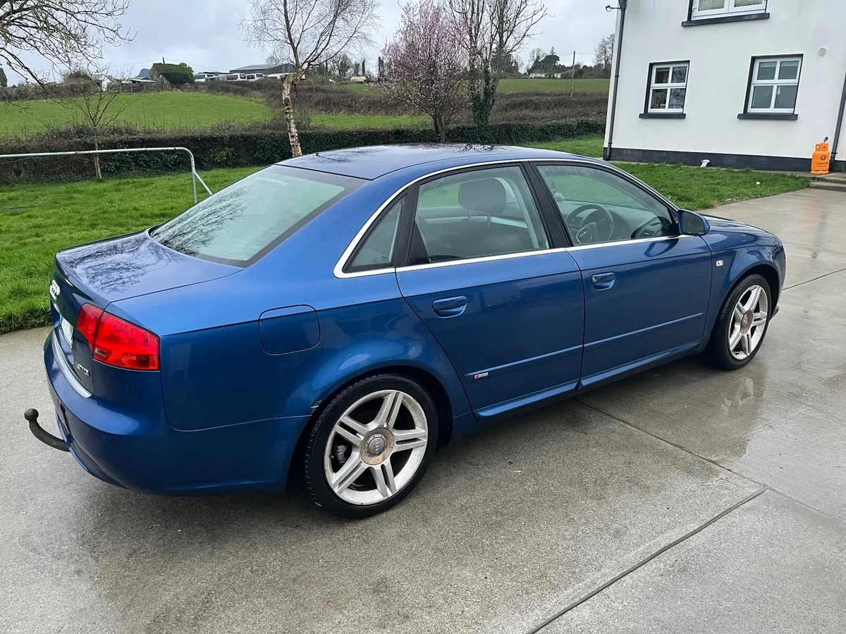 Audi A4 2005 - Image 2