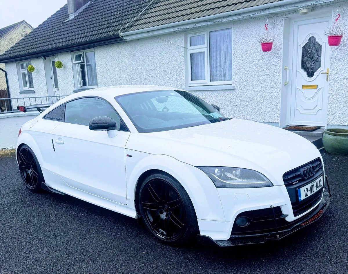 AUDI TT S-LINE  BLACK EDITION - Image 4
